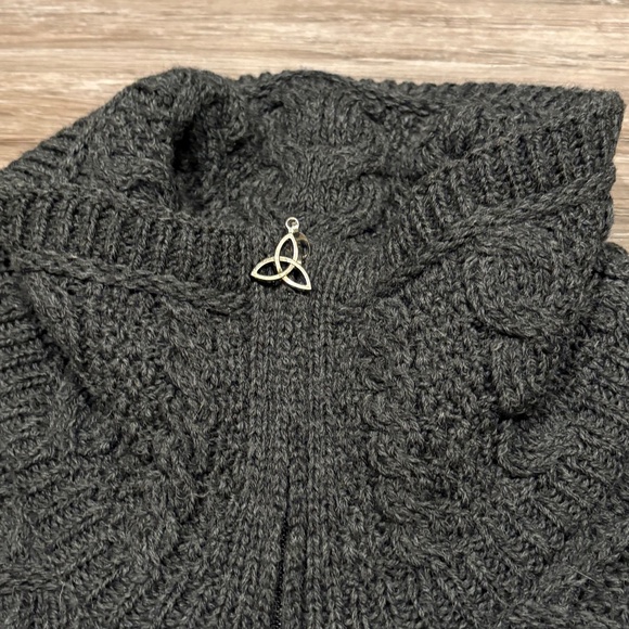 ARAN Double Collar Zip Merino Cardigan Charcoal Gray, Sz M - Picture 9 of 10